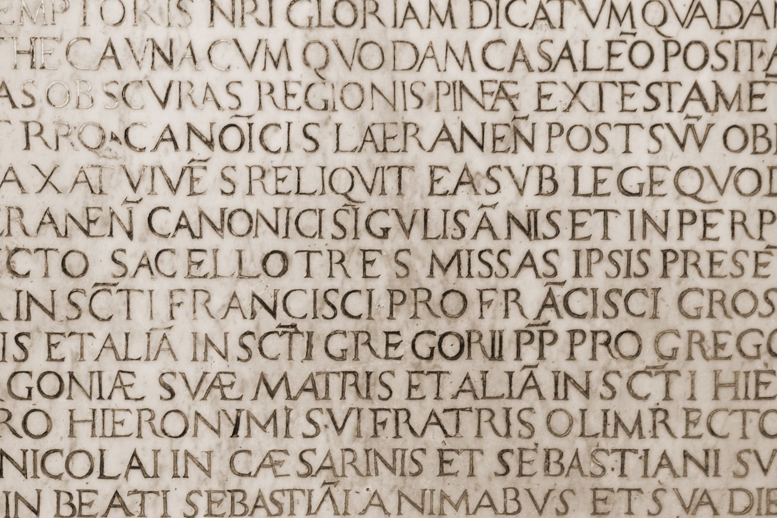 Typography is doing the heavy lifting